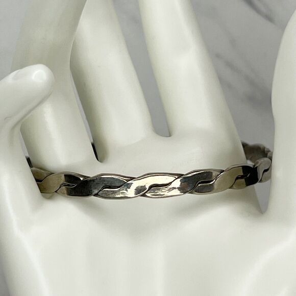 Vintage Mexico Silver Tone Braided Flat Bangle Bracelet ✨ - Picture 6 of 8